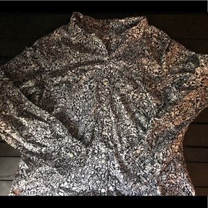 Old Navy button down long sleeve shirt EUC